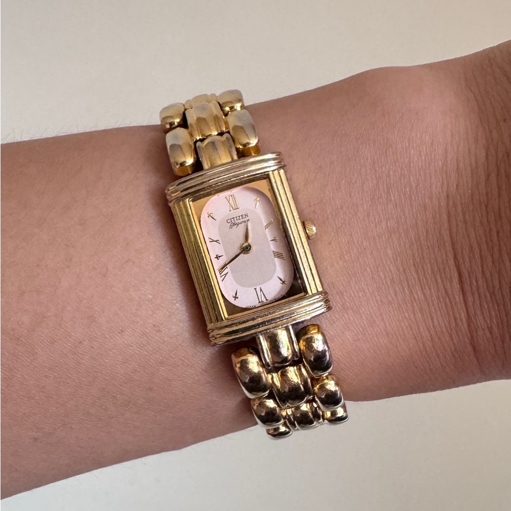 Vintage‎ Pink and Gold Citizen Elegance Watch